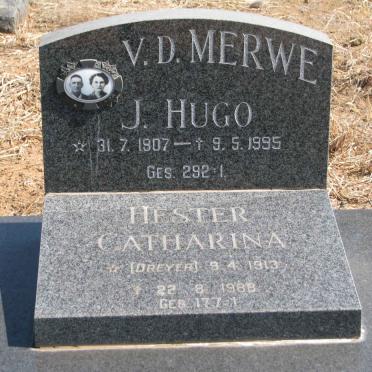 MERWE J. Hugo, v.d. 1907-1995 &amp; Hester Catharina DREYER 1913-1988