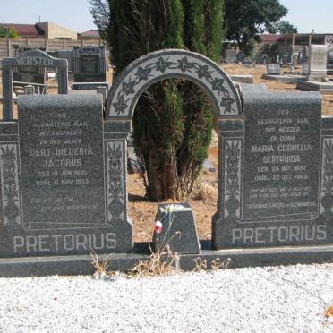 PRETORIUS Gert Diederik Jacobus 1893-1953 &amp; Maria Cornelia Gertruida 1900-1969
