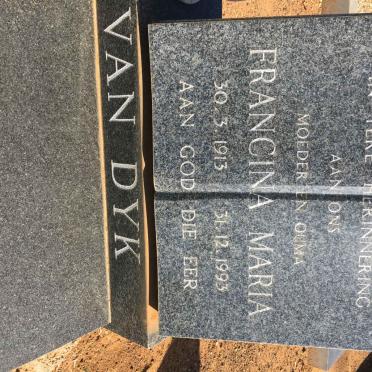 DYK Frans Johan, van 1903-1990 &amp; Francina Maria 1913-1993