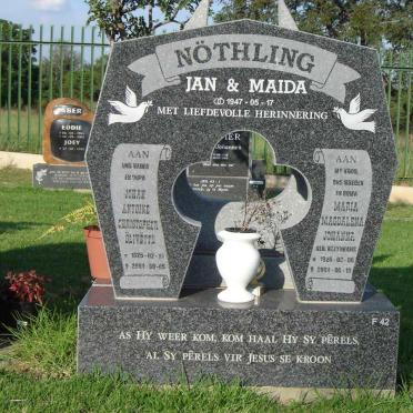NOTHLING Johan Antoine Christopher Olivette 1925-2004 &amp; Maria Magdalena Johanna KLEYNHANS 1926-2004