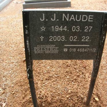 NAUDE J.J. 1944-2003