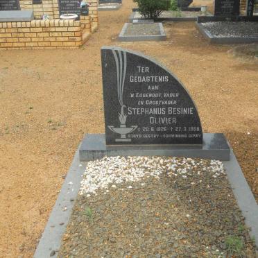 OLIVIER Stephanus Besinie 1926-1988