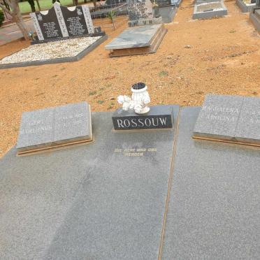 ROSSOUW Gert Marthinus 1920-1992 &amp; Magdalena Carolina 1923-1995