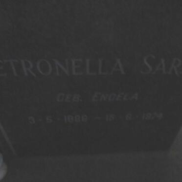 JOUBERT Pieter Gideon Rynier 1878-1971 & Petronella Sarah ENGELA 1886-1974 :: V.D. MERWE Engela nee JOUBERT 1920-200?