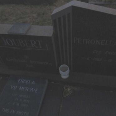 JOUBERT Pieter Gideon Rynier 1878-1971 & Petronella Sarah ENGELA 1886-1974 :: V.D. MERWE Engela nee JOUBERT 1920-200?