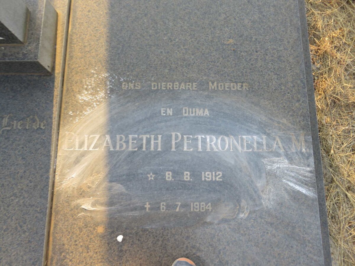 POTGIETER Andries Hendrik 1909-1981 &amp; Elizabeth Petronella M. 1912-1984