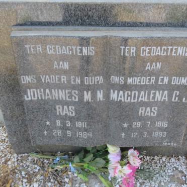 RAS Johannes M.N. 1911-1984 &amp; Magdalena C.J. 1915-1993