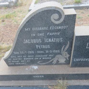 ROOS Jacobus Ignatius Petrus 1918-1965 &amp; Susanna Elizabeth RENS voorheen ROOS nee PRETORIUS 1919-1972