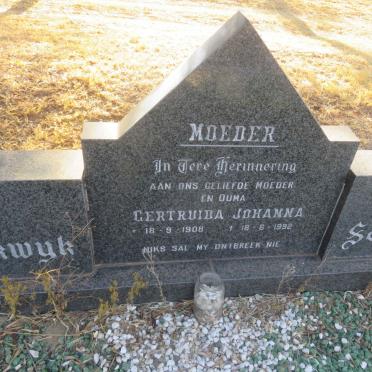 SCHALKWYK Philippus Lodewikus, van 1903-1981 &amp; Gertruida Johanna 1908-1992 : : VAN SCHALKWYK Philippus Lodewikus 1931-2004