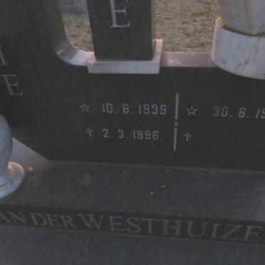 WESTHUIZEN Hennie, van der 1939-1996 &amp; Marietjie 1942-