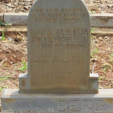 BERG Anna Aletha Petronella, van den nee SWANEPOEL 1878-1945