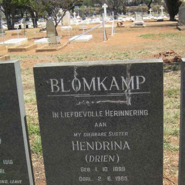 BLOMKAMP :: SNEAD