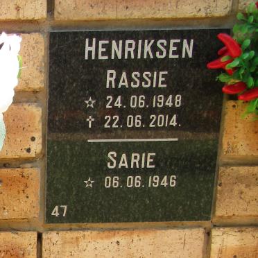 HENRIKSEN Rassie 1948-2014 &amp; Sarie 1946-