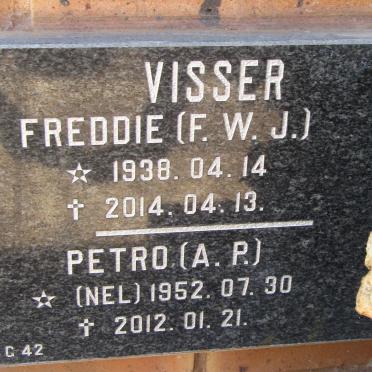 VISSER F.W.J. 1938-2014 &amp; A.P. NEL 1952-2010