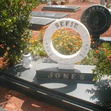 JONES Sefie 1978-1995