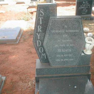 STRYDOM Hendrik 1907-1989