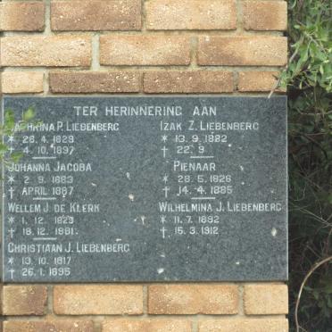 2. Gedenkplaat