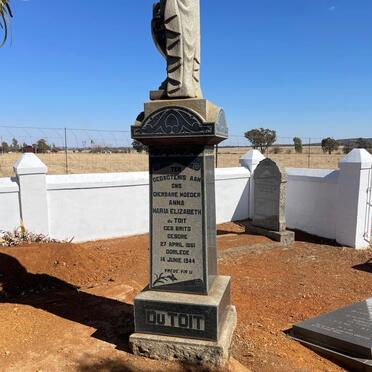 TOIT Stephanus, du 1846-1935 & Anna Maria Elizabeth BRITS 1861-1944_2