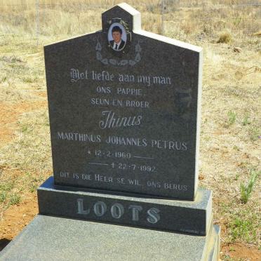 LOOTS Marthinus Johannes Petrus 1960-1992