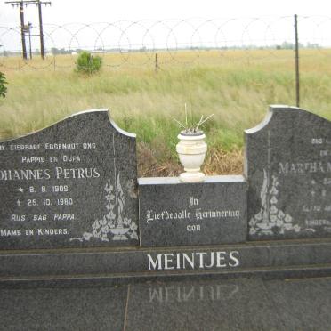 MEINTJES Johannes Petrus 1909-1980 &amp; Martha Magdalena 1909-2002