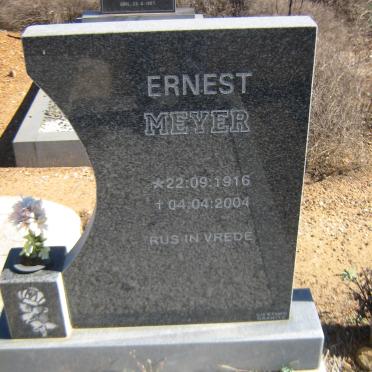 MEYER Ernst 1916-2004