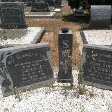 SMIT Gideon J. 1898-1955 &amp; Anna Sophia Elizabeth STEYN 1908-1992