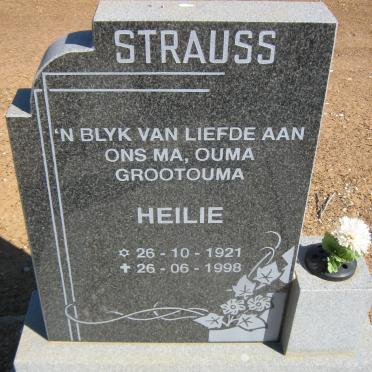 STRAUSS Heilie 1921-1998