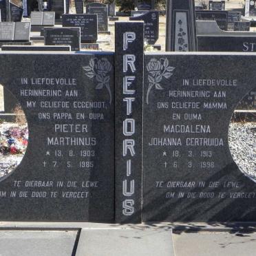 PRETORIUS Pieter Marthinus 1903-1985 &amp; Magdalena Johanna Gertruida 1913-1998