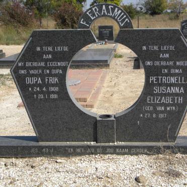 ERASMUS Frik 1908-1991 &amp; Petronella Susanna Elizabeth VAN WYK 1917-