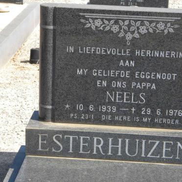 ESTERHUIZEN Neels 1939-1976