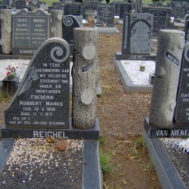 REICHEL Frederik Robbert Marks 1908-1974 &amp; Anna Catharina Susara VAN NIEKERK, formerly REICHEL, nee DE BEER 1913-1989
