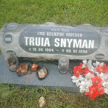 SNYMAN Truia 1904-1998