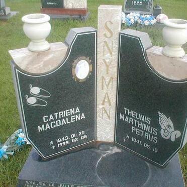 SNYMAN Theunis Marthinus Petrus 1941- &amp; Catriena Magdalena 1943-1999