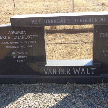 WALT Frederik Jacobus, van der 1890-1980 &amp; Johanna Lasea Charlotte SNYMAN 1903-1991