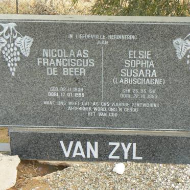 ZYL Nicolaas Franciscus de Beer, van 1908-1995 &amp; Elsie Sophia Susara  LABUSCHAGNE 1911-1993