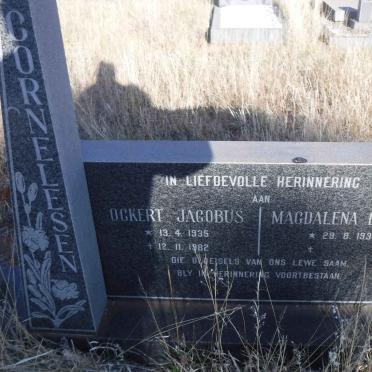 CORNELESEN Ockert Jacobus 1935-1982 &amp; Magdalena Delila 1936-