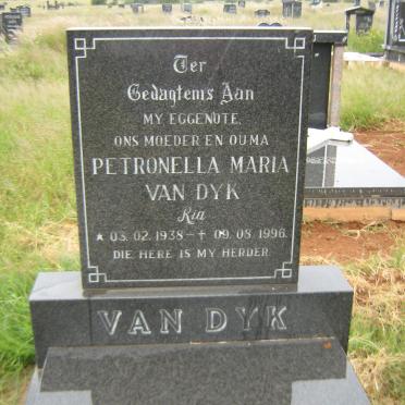 DYK Petronella Maria, van 1938-1996