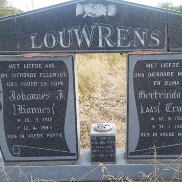 LOUWRENS Johannes J. 1912-1983 &amp; Gertruida S. LAAS 1925-1986