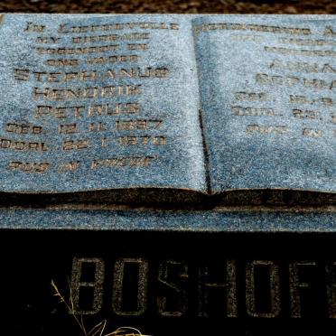 BOSHOFF Stephanus Hendrik Petrus 1897-1970 &amp; Anna Sophia 190?-1985