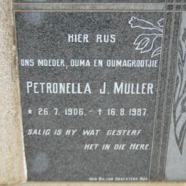 MÜLLER Petronella J. 1906-1987