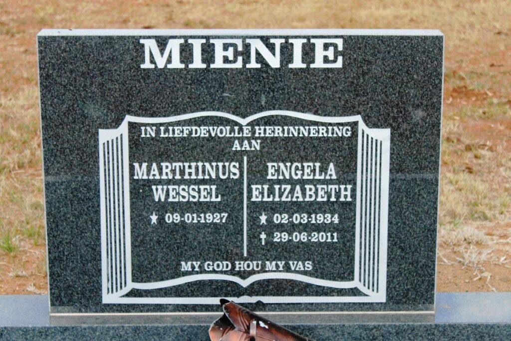 MIENIE Marthinus Wessel 1927- & Engela Elizabeth 1934-2011