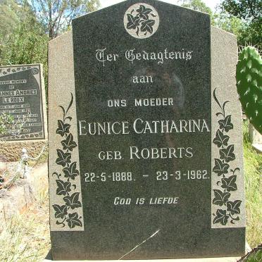? Eunice Catharina nee ROBERTS 1888-1962