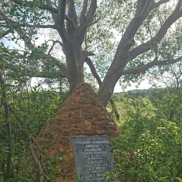 North West, POTCHEFSTROOM district, Gerhardminnebron 139, cemetery_3, Single grave
