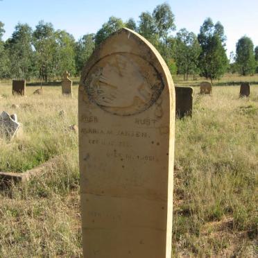 North West, POTCHEFSTROOM district, Parys, Koedoeslaagte 516 IQ_2, main farm cemetery