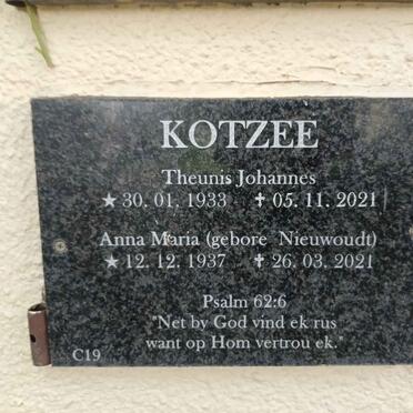 KOTZEE Theunis Johannes 1933-2021 & Anna Maria NIEUWOUDT 1937-2021