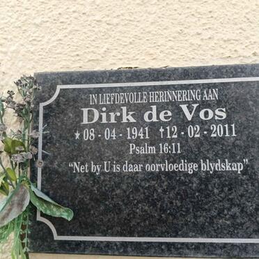 VOS Dirk, de 1941-2011