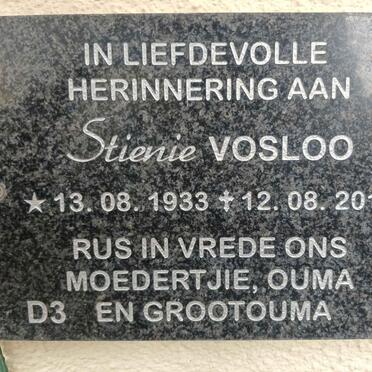 VOSLOO Stienie 1933-2018