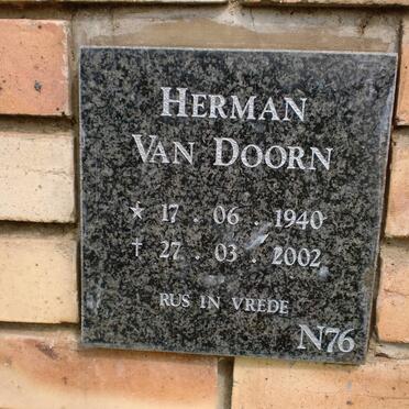 DOORN Herman, van 1940-2002