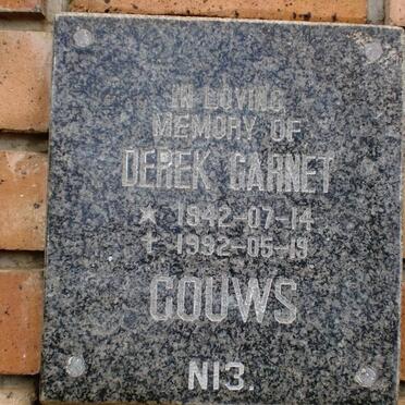 GOUWS Derek Garnet 1942-1992