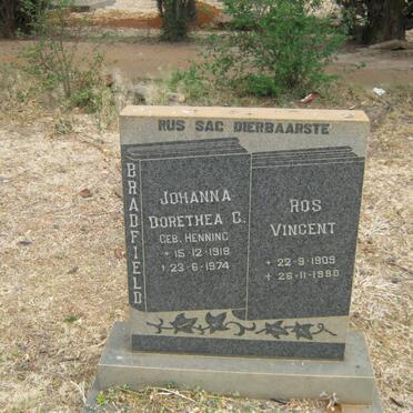 BRADFIELD Ros Vincent 1909-1980 &amp; Johanna Dorethea C. HENNING 1918-1974